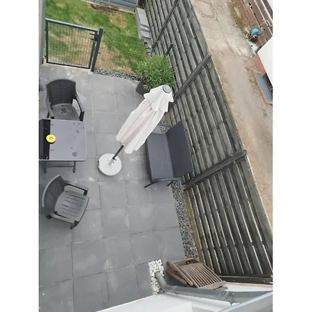 Dini's Ferienwohnung *