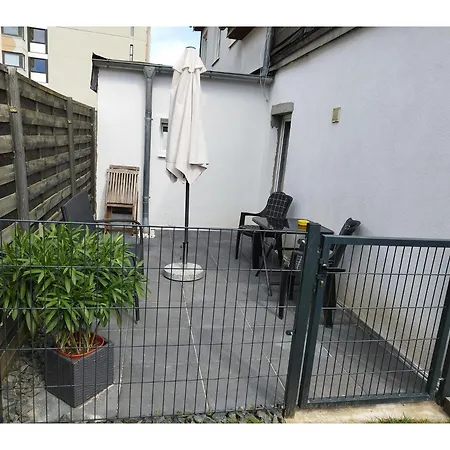 Dini's Ferienwohnung *